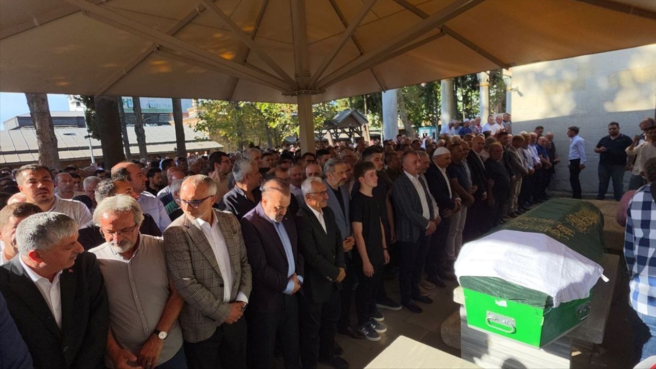 Cemalettin Kaflı Son Yolculuğuna Uğurlandı — Gebze'de Cenaze Töreni