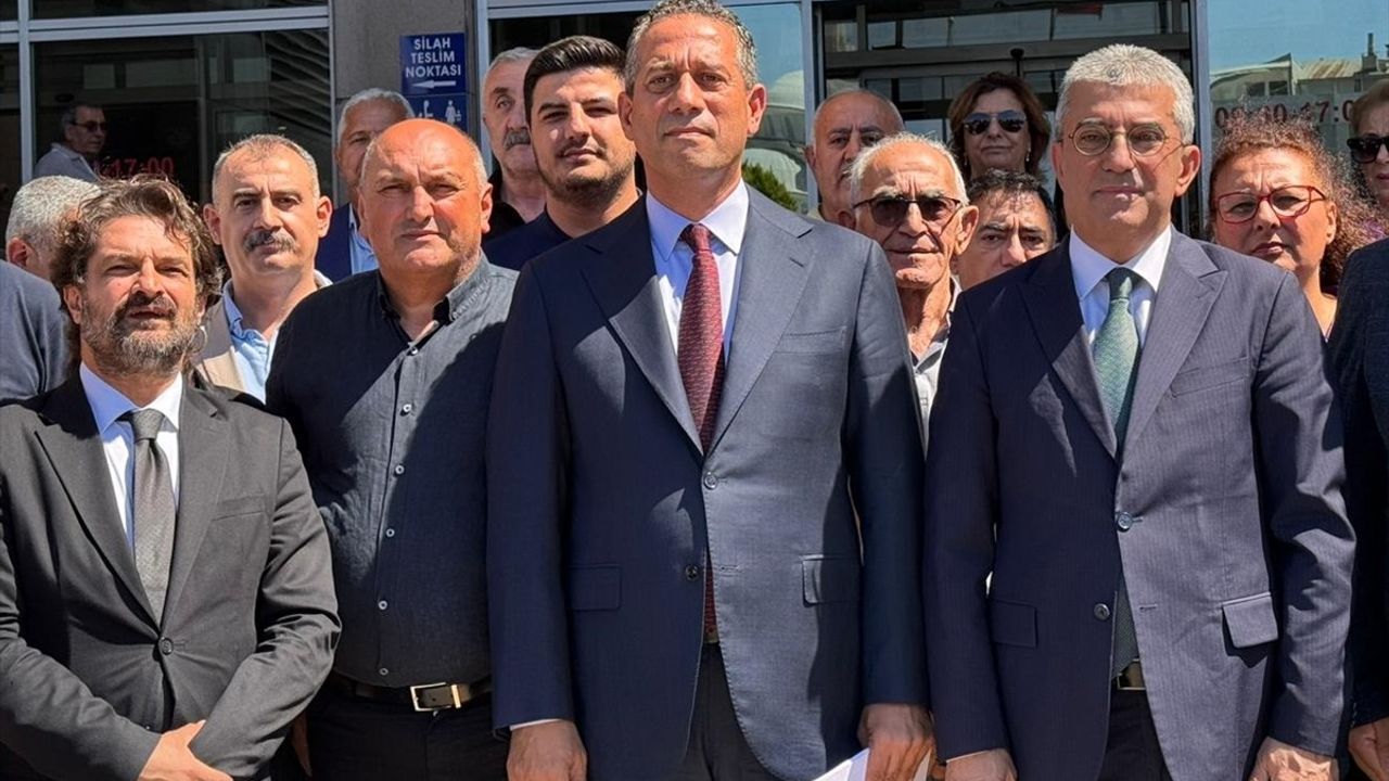 CHP'den İstanbul Adalet Sarayı'nda İBB Soruşturmalarına Tepki