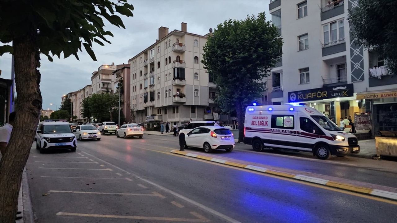 Çorum'da Berberde Silahlı Kavga: Bir Kişi Ağır Yaralandı