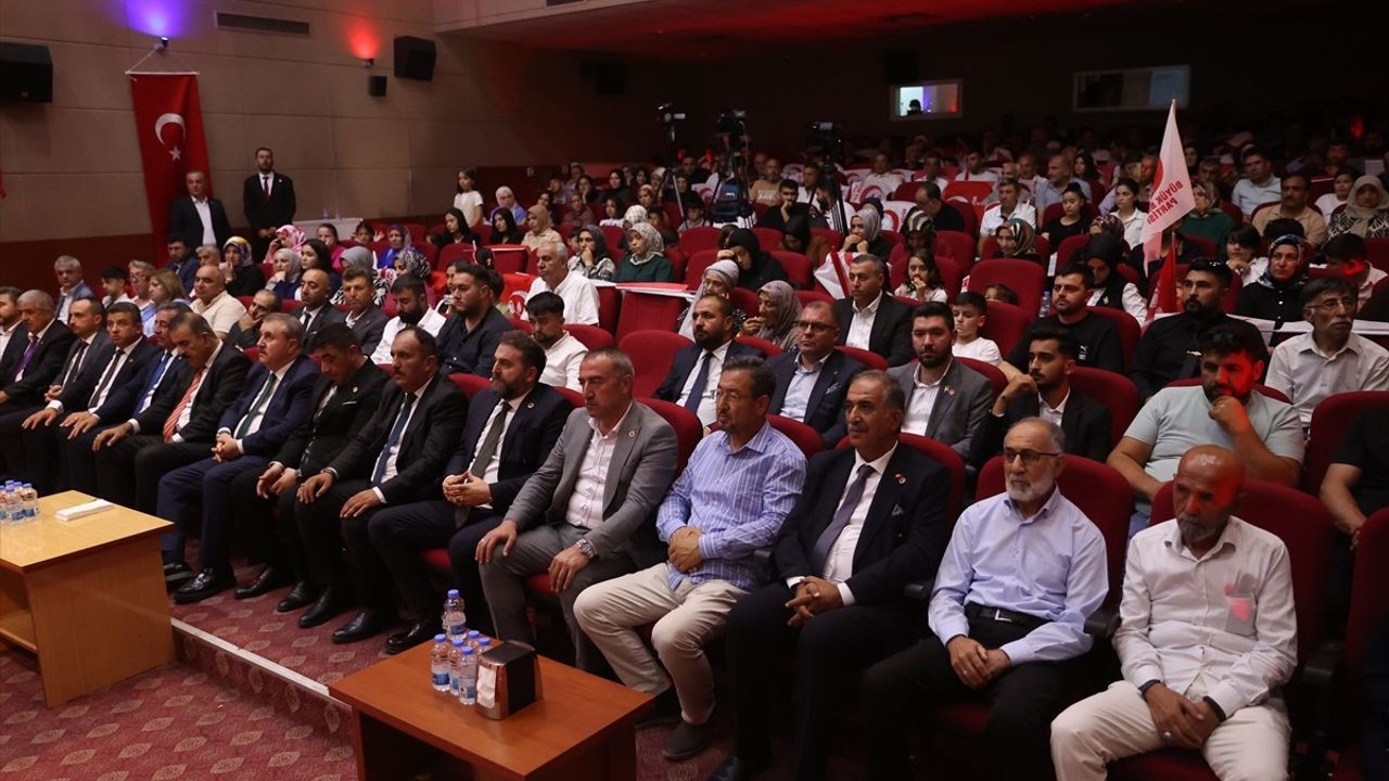 Destici: Gazze'de 60 Bin İnsan Hayatını Kaybetti