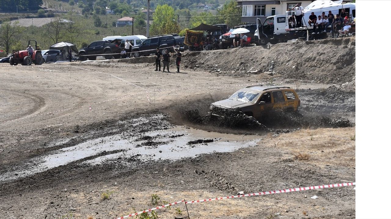 Düzce'de 35. Geleneksel Off-Road Şenlikleri — 73 Araçla Adrenalin