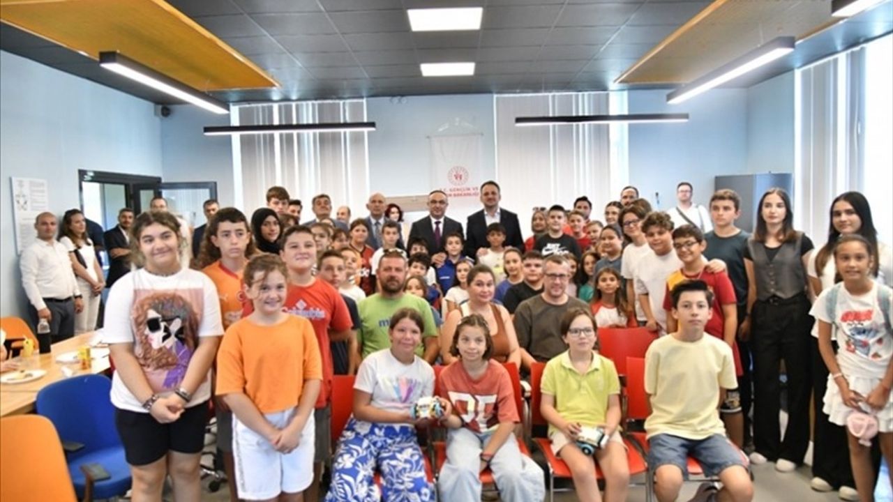 Enes Eminoğlu Tekirdağ'da Deneyap Teknoloji Atölyesi'ni Ziyaret Etti