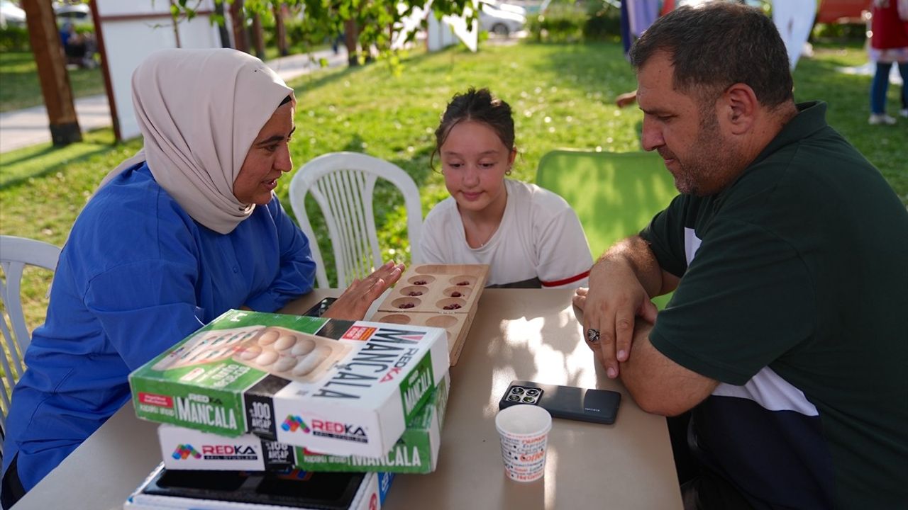 Erzurum'da 'Çadır Gençlik Merkezi' Gençlere Kapılarını Açtı