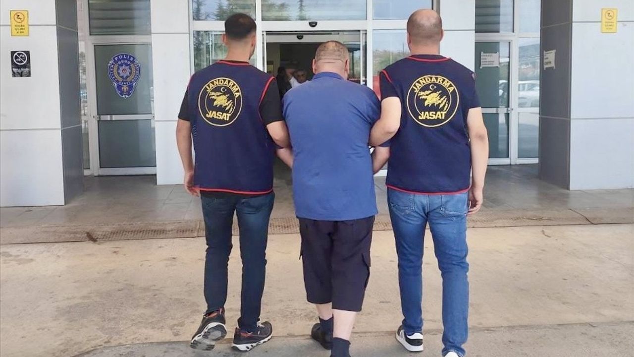 Eskişehir'de 25 Yıl Hapis Cezası Olan Firari Hükümlü Yakalandı