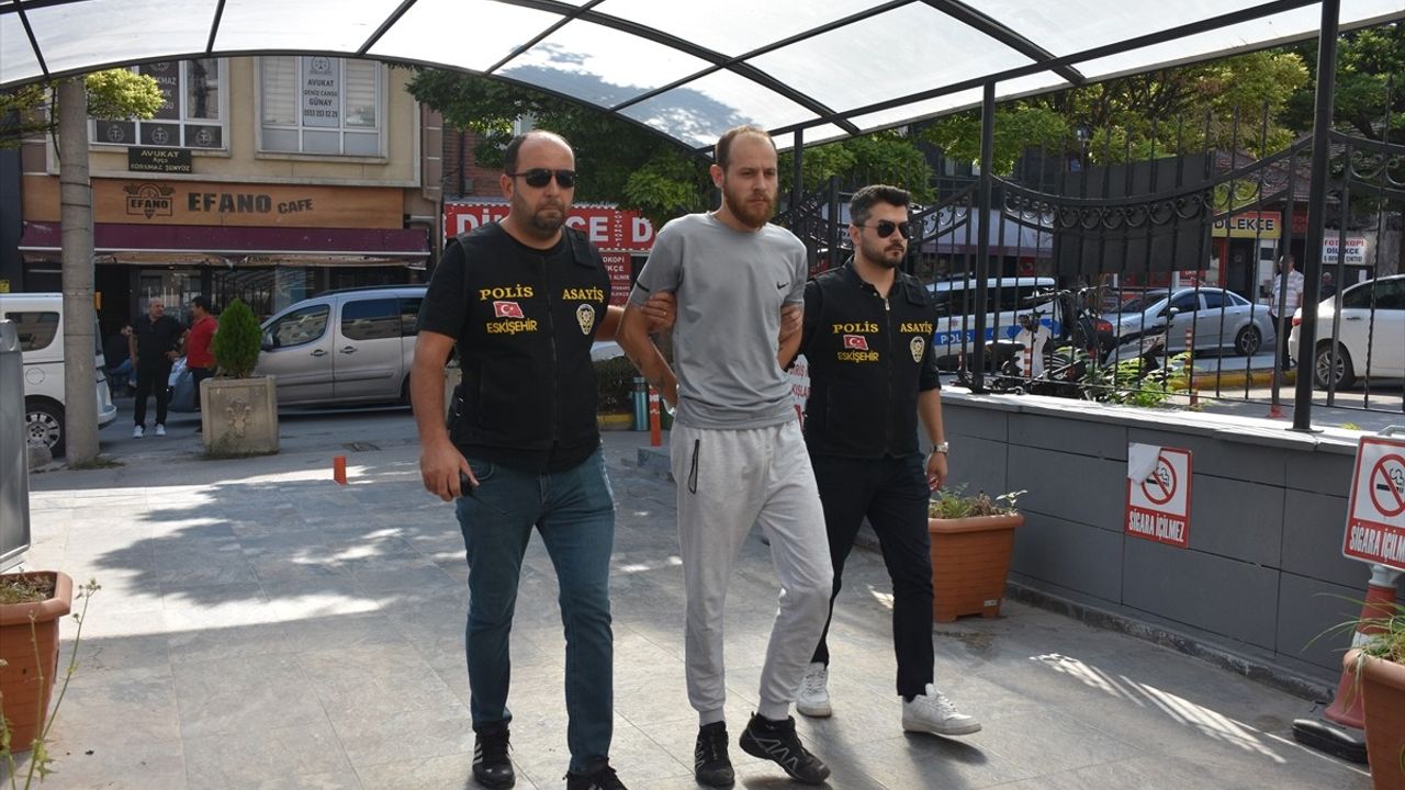 Eskişehir'de Silahlı Kavga: 2 Ölü, 1 Yaralı