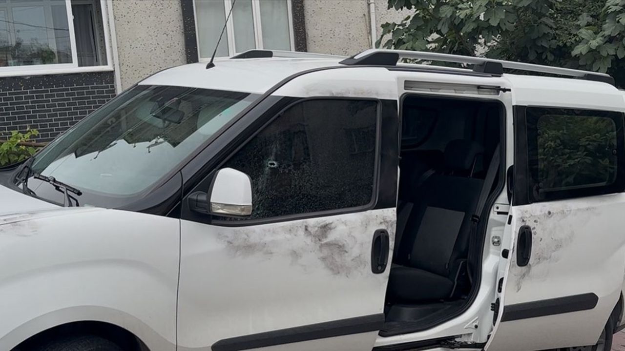 Eyüpsultan'da Silahlı Saldırı: Bir Kişi Ağır Yaralandı