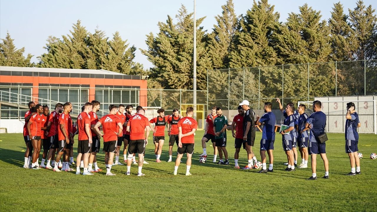 Gaziantep FK, 30 Ağustos Kasımpaşa Maçı Hazırlıklarını Sürdürüyor