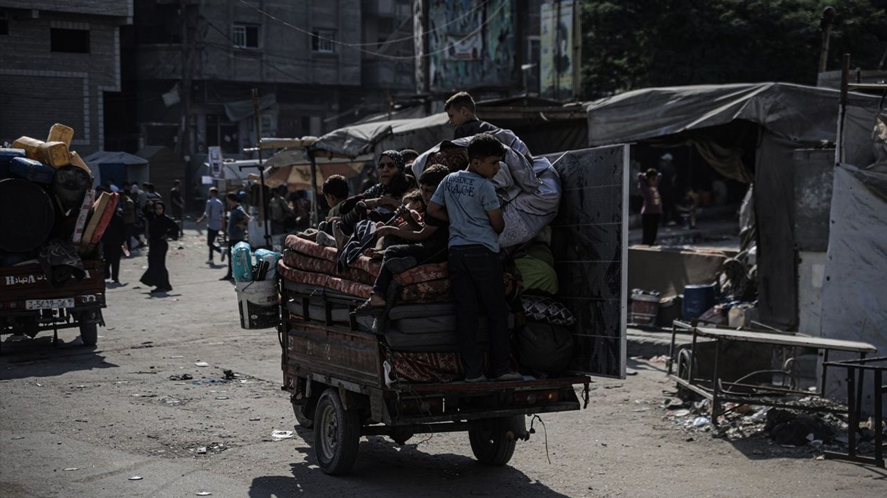 Gazze Saftavi'de Yeni Göç Dalgası: İsrail Saldırıları Artıyor