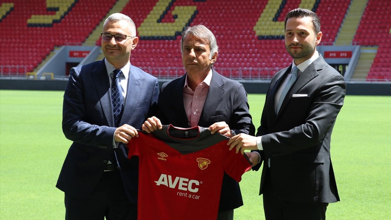 Göztepe'den Avek Otomotiv ve Avec Rent a Car ile Yeni Sponsorluk Anlaşması