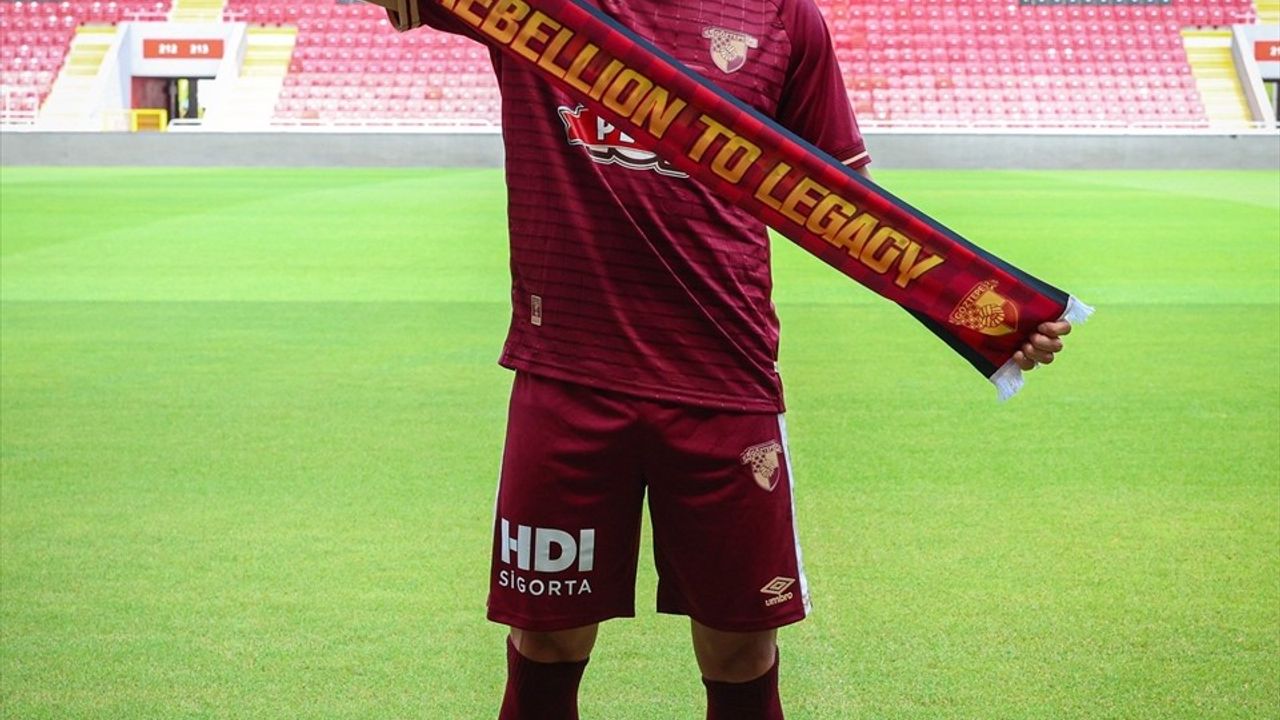 Göztepe, Efkan Bekiroğlu ile Anlaştı!