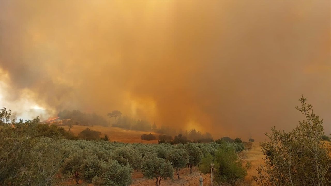 Güncelleme: Denizli Buldan'da orman yangını 3. gününde — 2 mahalle tahliye edildi