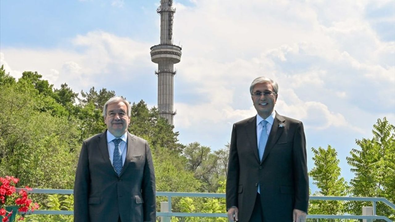 Guterres, Kazakistan BM Merkezi'ni Ziyaret Etti