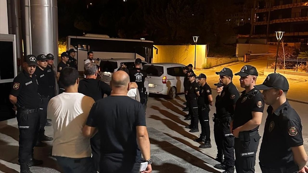 Hatay'da Bıçakla Yaralama Olayında 4 Zanlı Tutuklandı