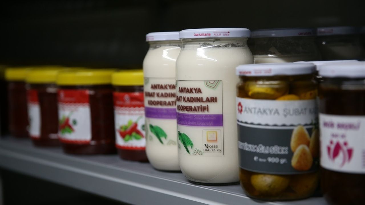 Hatay'da Kadın Kooperatifleri 'Hayat Hatay' ile Üretimde Güçleniyor