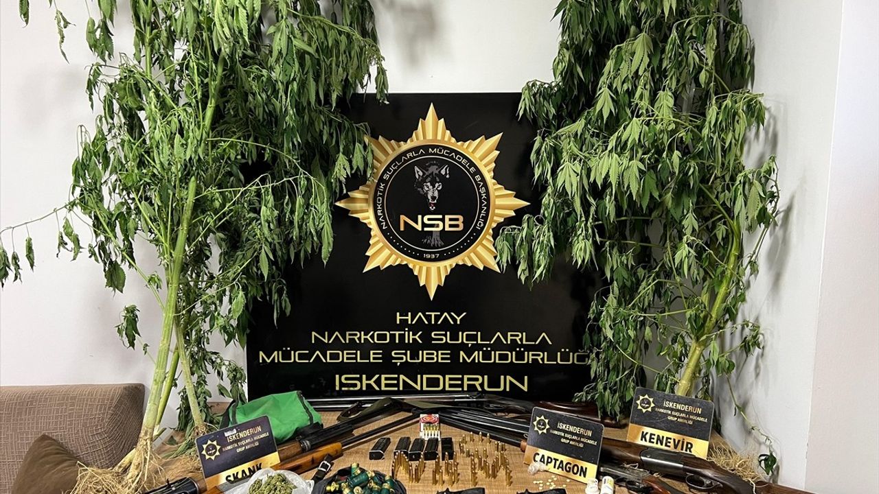 Hatay'da Uyuşturucu ve Silah Operasyonu: 7 Silah Ele Geçirildi