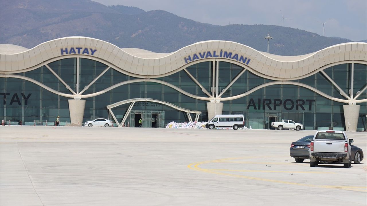 Hatay Havalimanı 1 Eylül'de açılıyor: Seferler 21'den 49'a çıkıyor