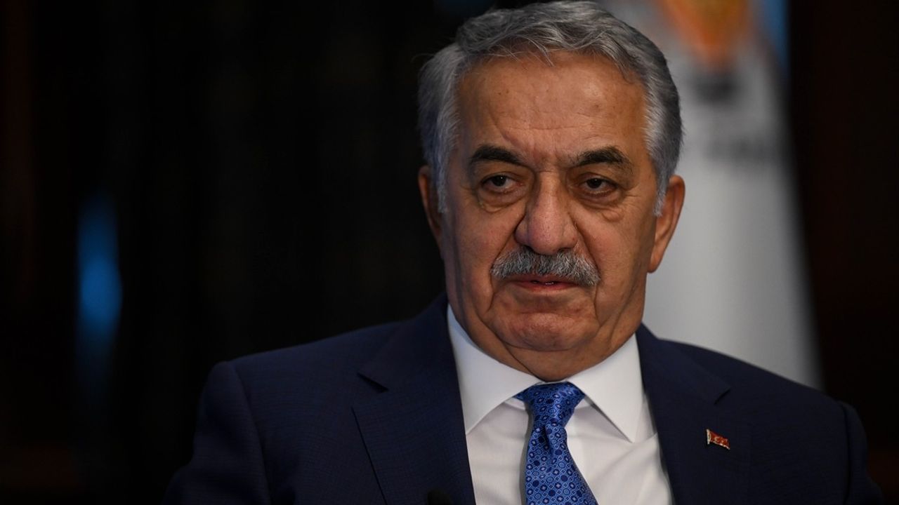 Hayati Yazıcı: Yeni Anayasa ile Türkiye'nin Geleceğini İnşa Etmeliyiz