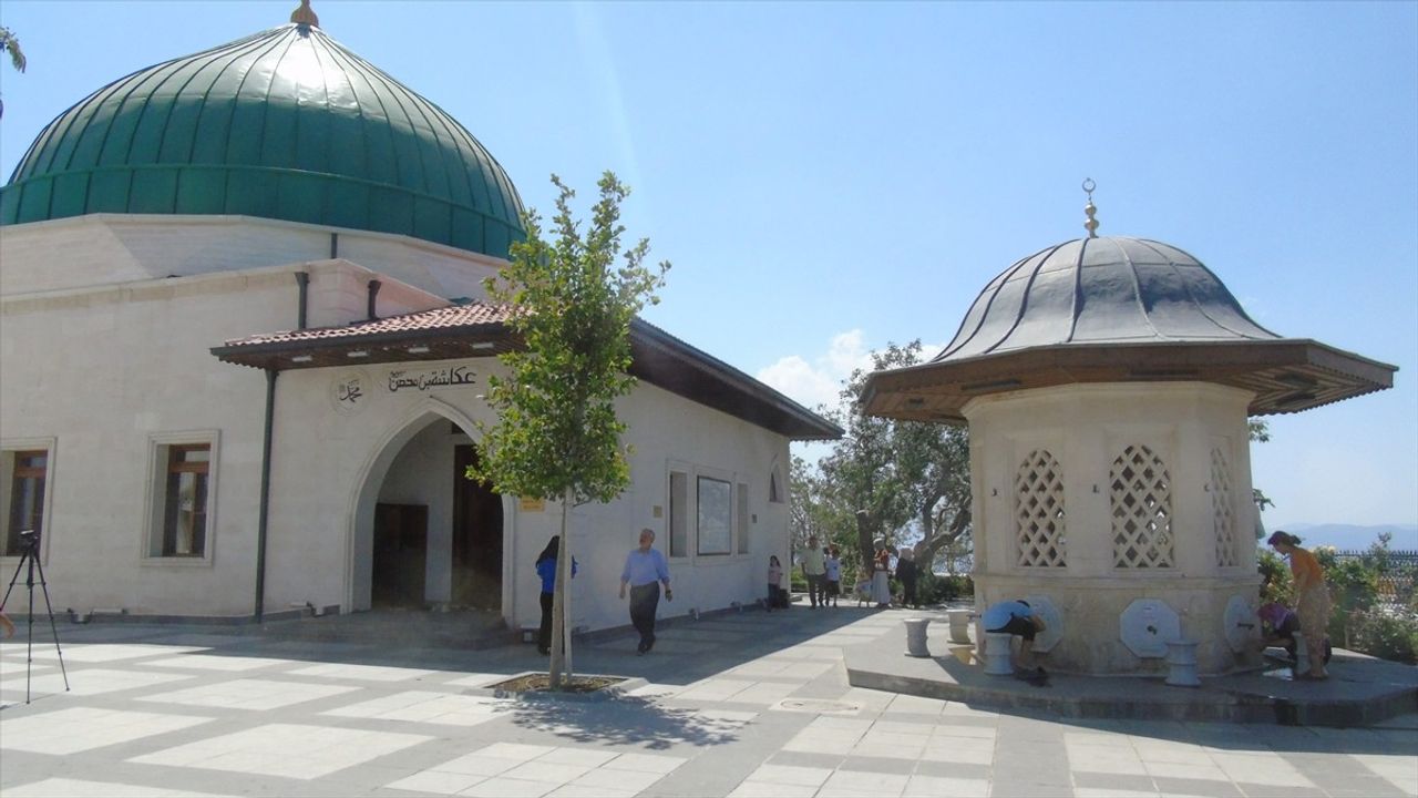 Hz. Ukkaşe Türbesi, 6 Şubat 2023 Depremi Sonrası Nurdağı'nda Yeniden Açıldı