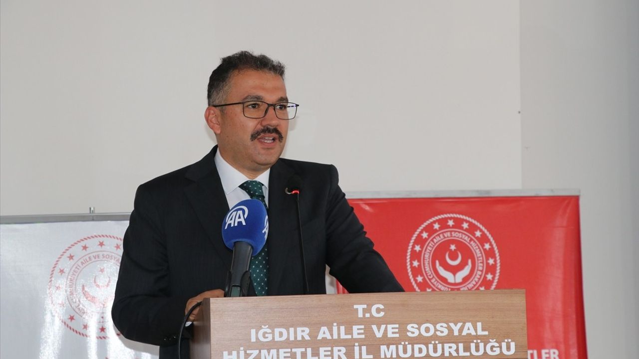 Iğdır'da 'Yaşlılık Çalıştayı' düzenlendi — Yaşlılara Destek ve Politika Geliştirme