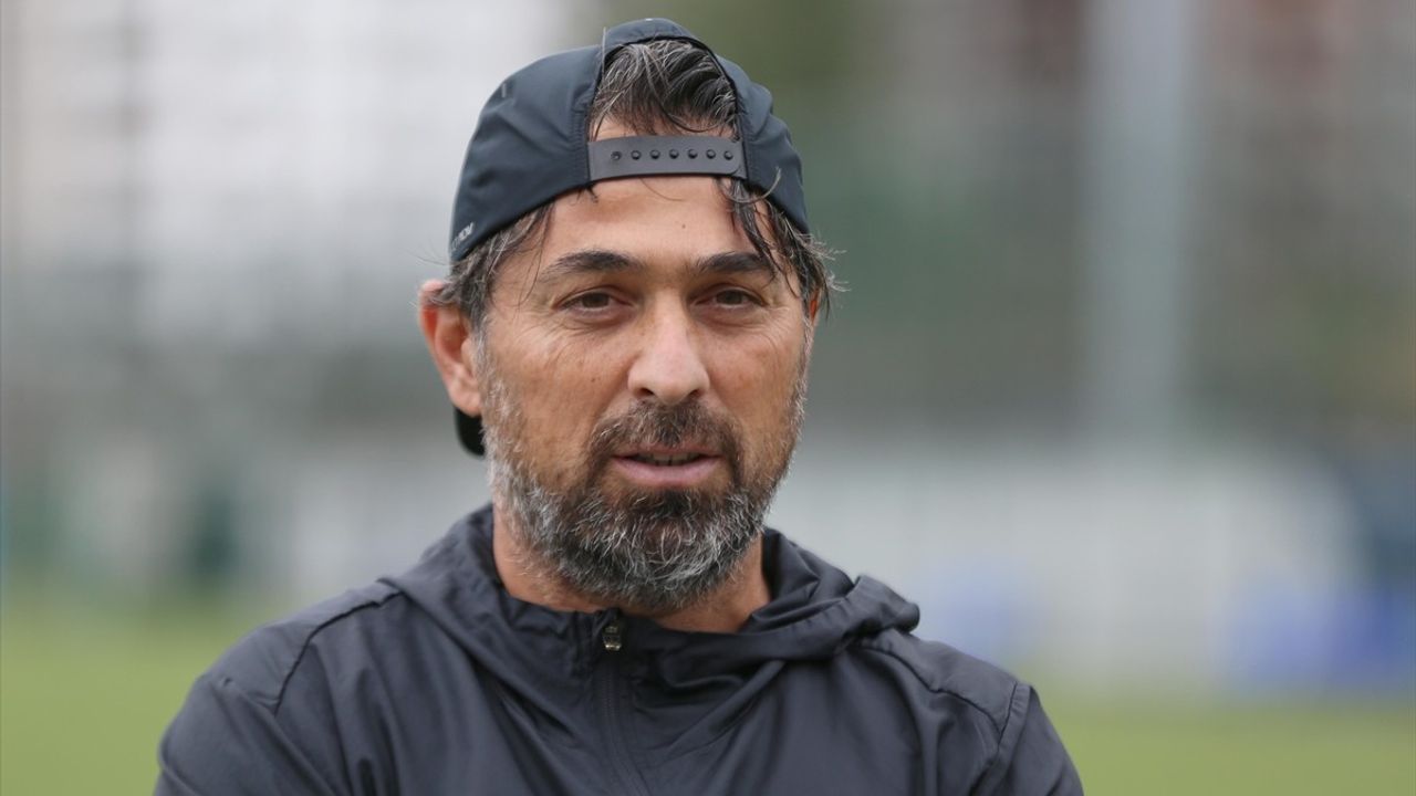 İlhan Palut: 'Çok zor maç, elimizden geleni yapacağız' — Çaykur Rizespor Galatasaray maçı