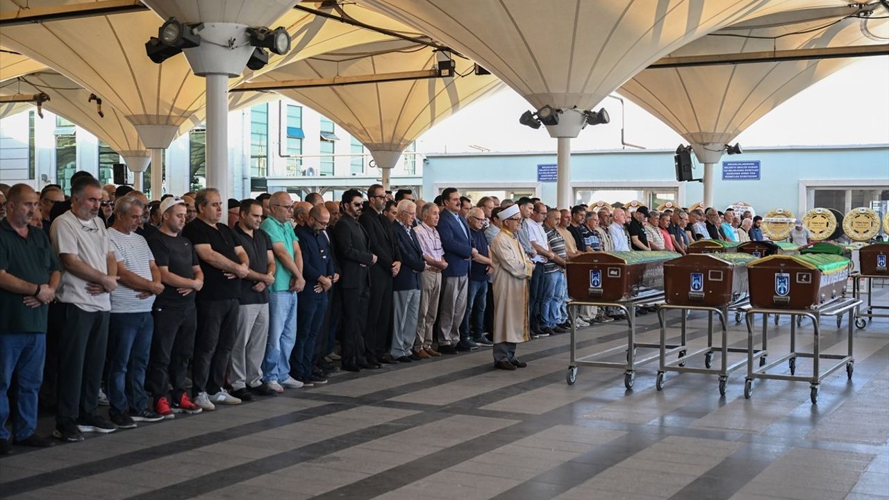 İranlı Minyatür Sanatçısı Yakup Cem Başkentte Son Yolculuğuna Uğurlandı