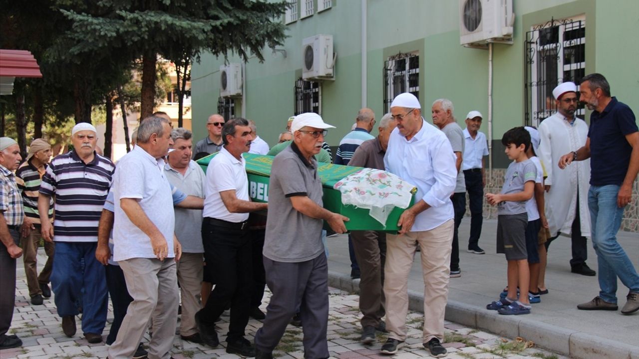Isparta'da Fatıma Rahmani Son Yolculuğuna Uğurlandı