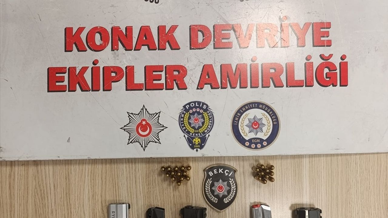 İzmir'de Uyuşturucu Operasyonu: 2 Şüpheli Tutuklandı