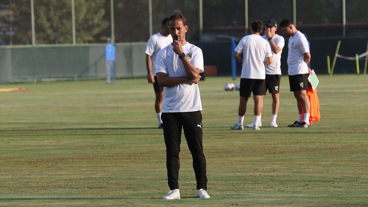Joao Pereira: Corendon Alanyaspor'da Sisteme Sadık Kalarak Rahat Bir Sezon Hedefi