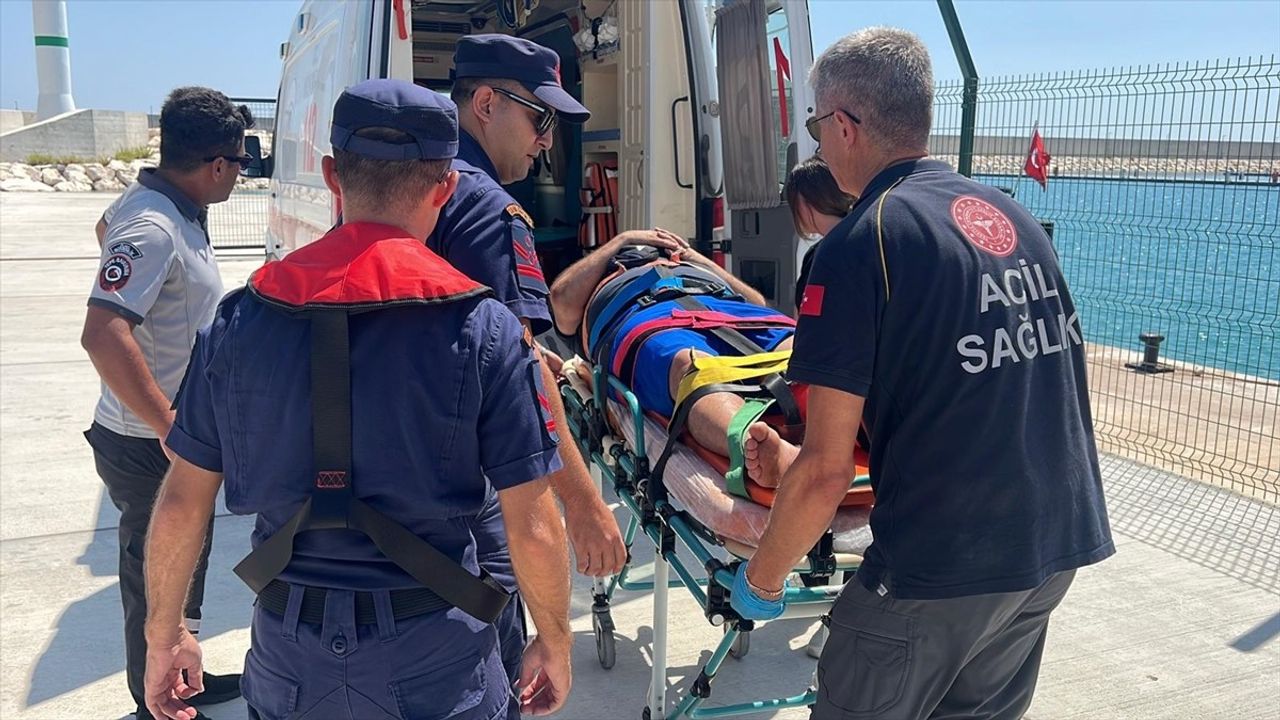 Kaleköy'de Yaralanan Kişiye Sahil Güvenlikten Tıbbi Tahliye