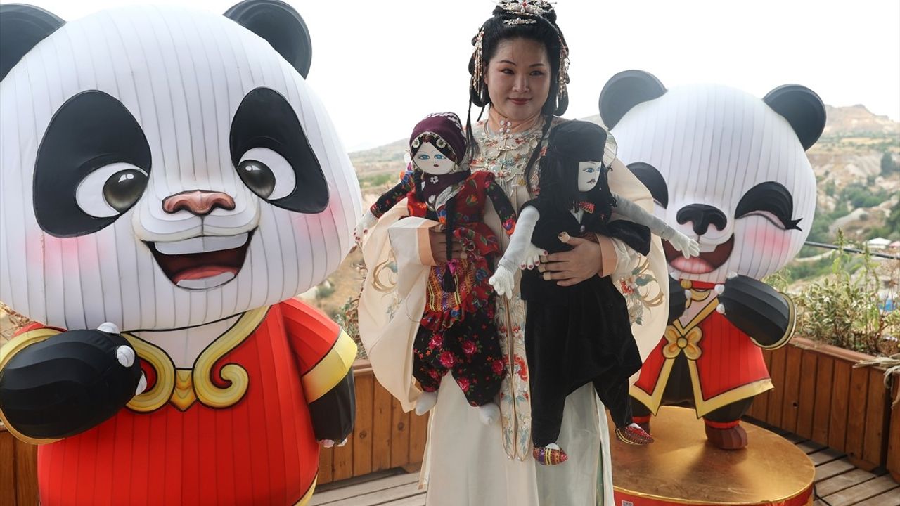 Kapadokya'da 'Çin Kaligrafi ve Resim Sergisi' Açıldı