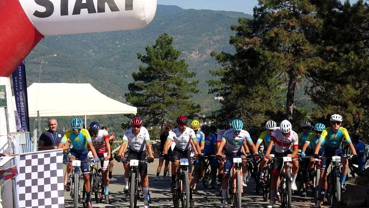 Karabük'te 15. Uluslararası Yenice Kupası Dağ Bisikleti Yarışları Tamamlandı