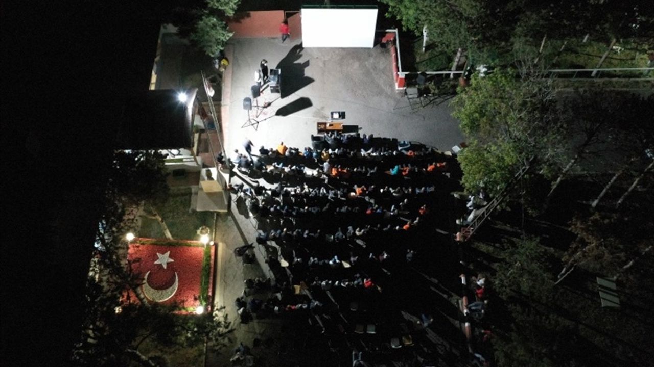 Kars'ta Hükümlüler İçin Açık Hava Sinema Etkinliği
