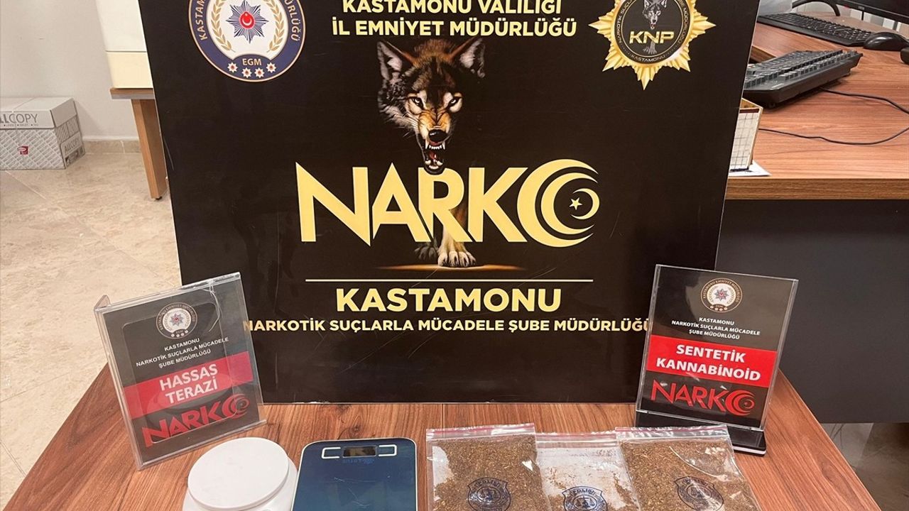 Kastamonu'da Uyuşturucu Operasyonu: 2 Zanlı Tutuklandı
