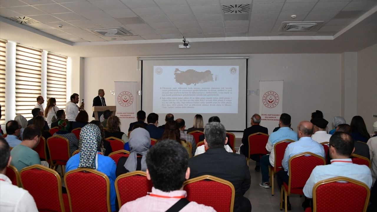 Kastamonu'da Yaşlılık Çalıştayı: Şura Hazırlıklarında Çözüm Arayışı