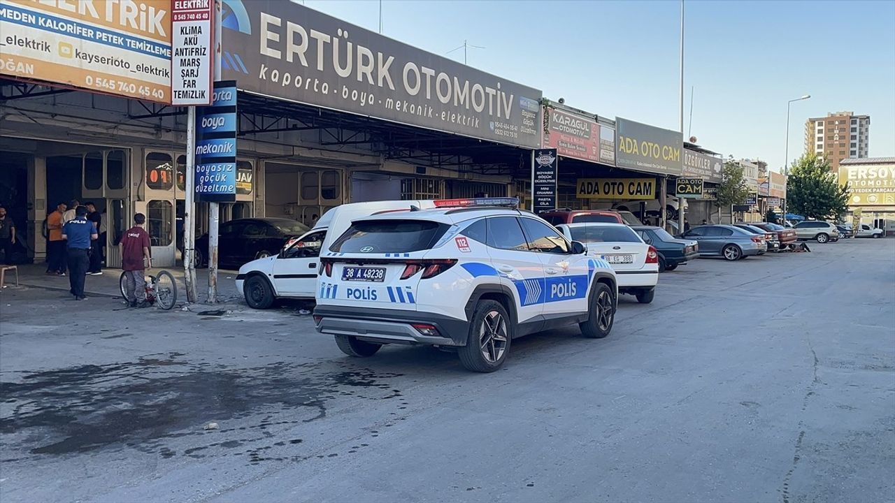 Kayseri'de Oto Tamirhanesinde Çırağı Kazara Yaralayan Kalfa Gözaltına Alındı