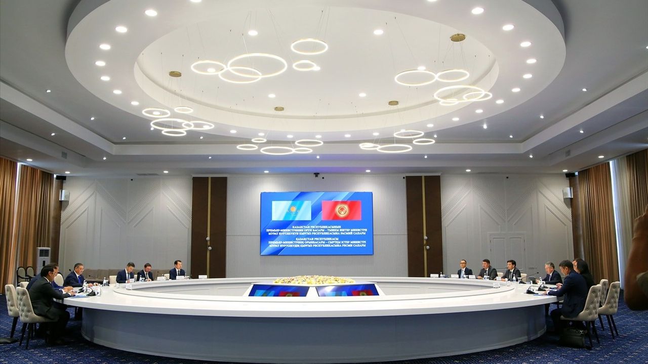 Kırgızistan ve Kazakistan İşbirliğini Derinleştiriyor