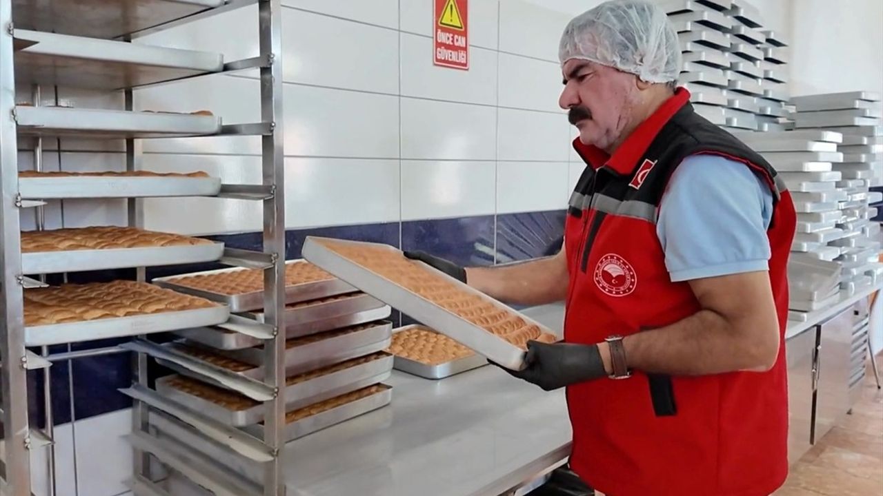 Kırşehir'de Gıda Denetimleri: 46 İşletmeye 2 milyon 359 bin 317 lira Ceza