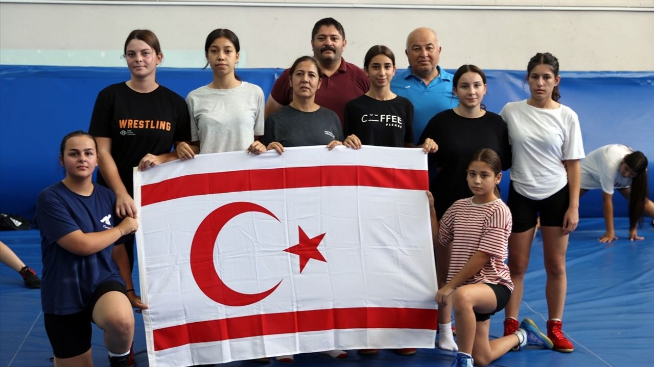 KKTC Kadın Güreşçileri Edirne’de Kamp Yaptı