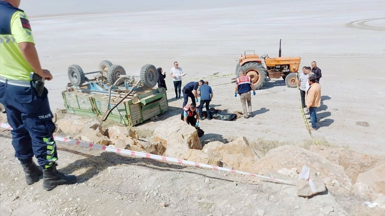 Konya Kulu'da Traktörden Ayrılan Römork Devrildi: 1 Ölü, 3 Yaralı