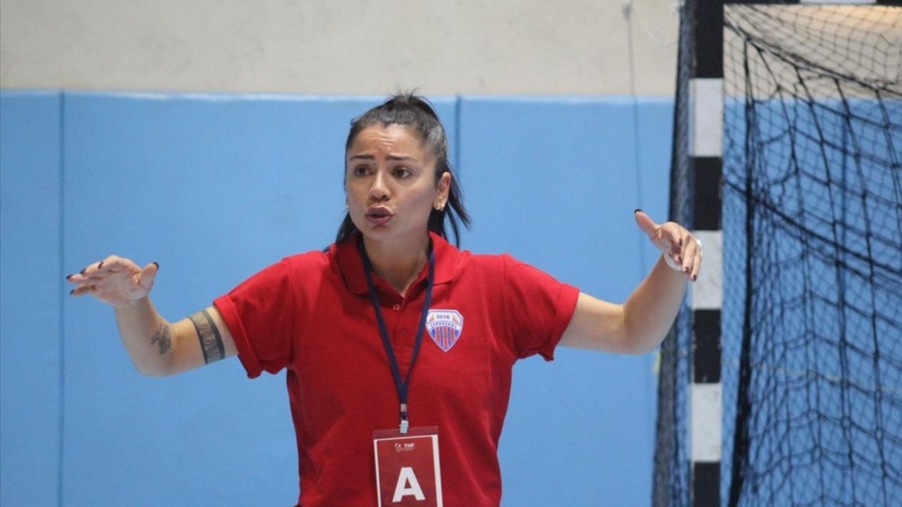 Kübra Akçayoğlu: Trabzonlu Hentbolcudan İşitme Engellilere Antrenörlük