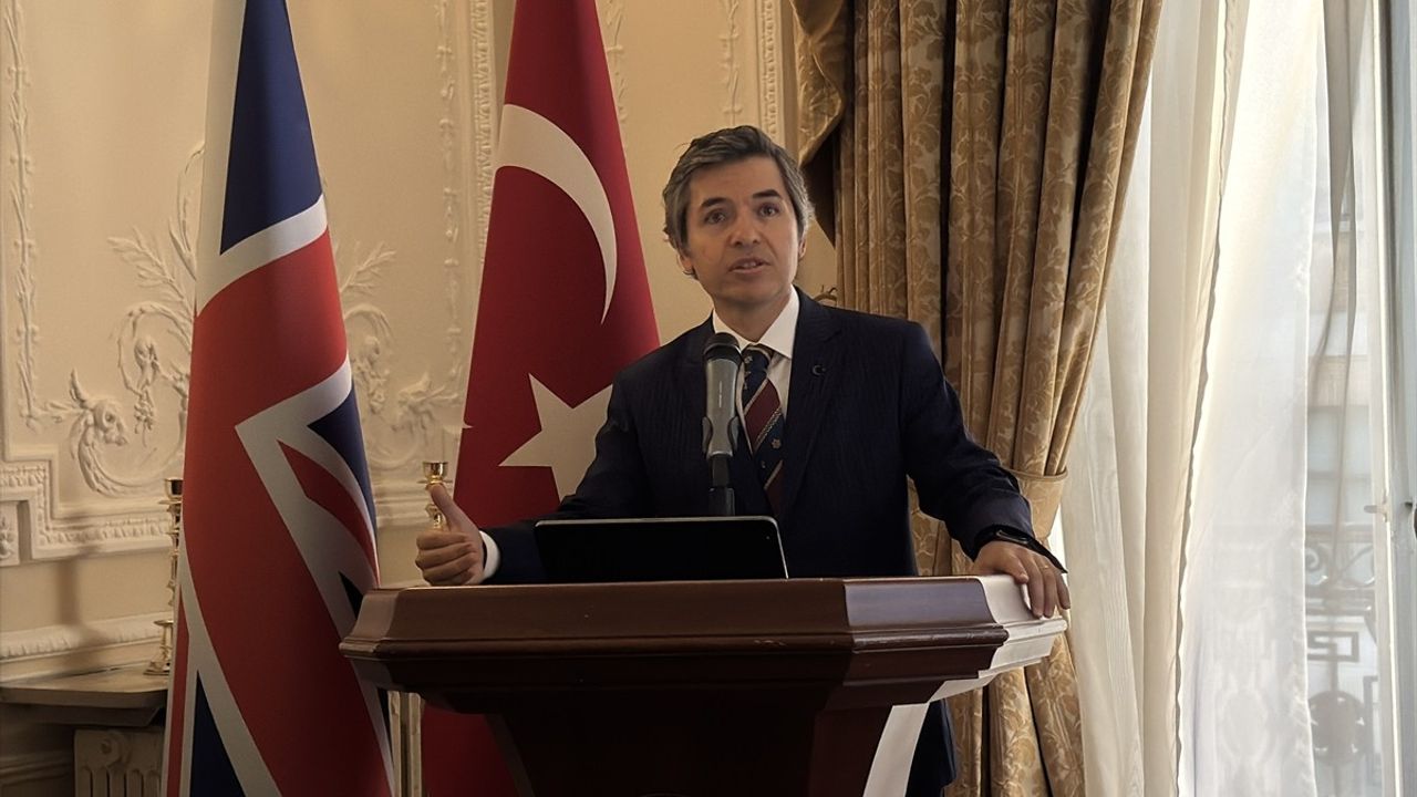 Londra'da 30 Ağustos Zafer Bayramı Resepsiyonu — Ertaş'tan TSK Vurgusu