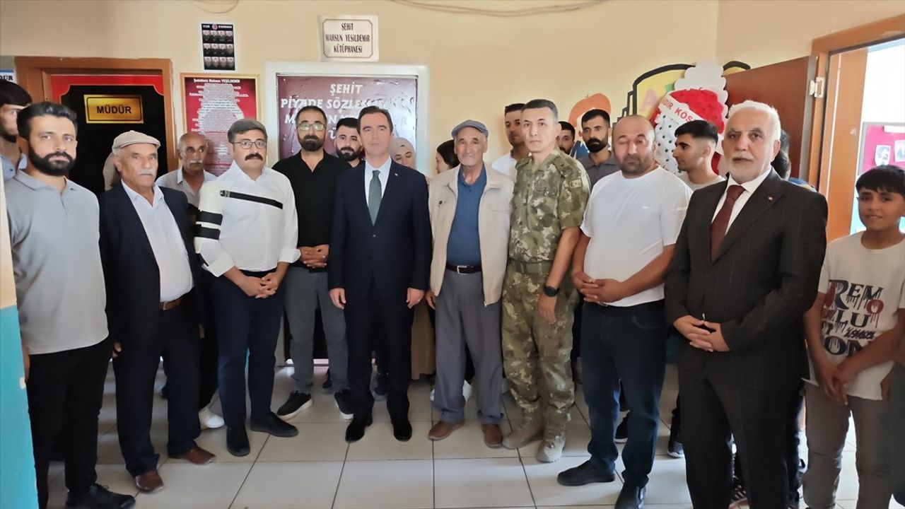 Mahsun Yeşildemir'in Adıyla Kütüphane Adilcevaz'da Açıldı