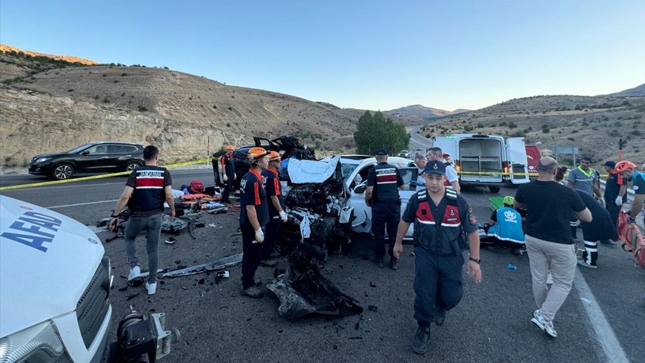 Malatya Akçadağ'da kaza: 4 ölü, 2 yaralı