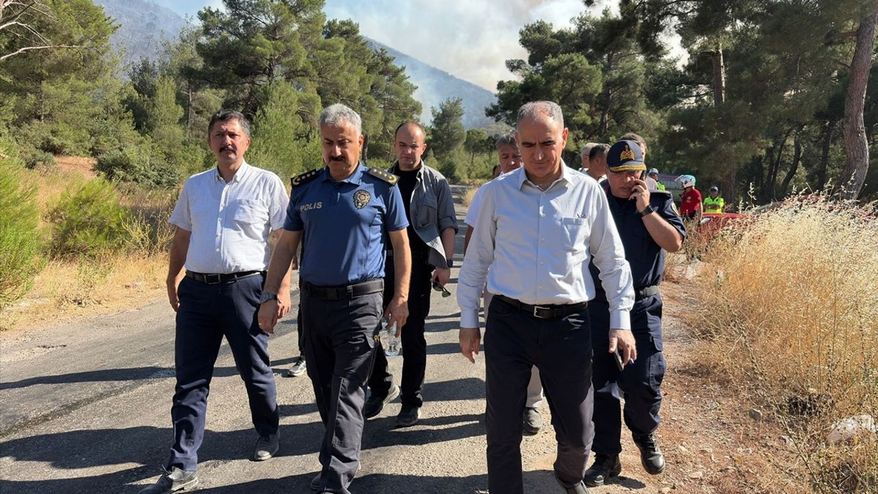 Manisa'da Orman Yangınları: Şehzadeler ve Alaşehir'de Hızla Müdahale Ediliyor
