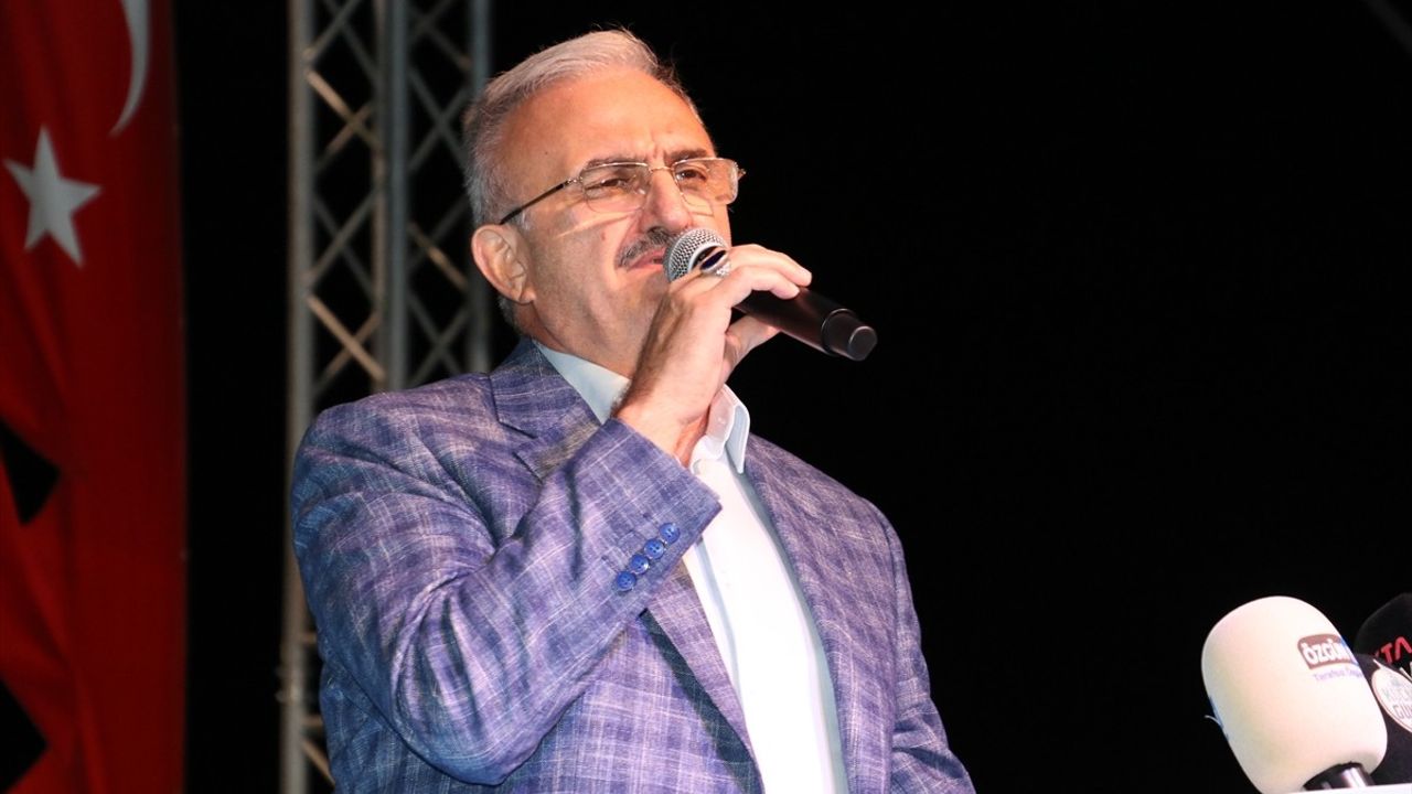 Marmara Depremi'nde hayatını kaybedenler Kocaeli'de anıldı