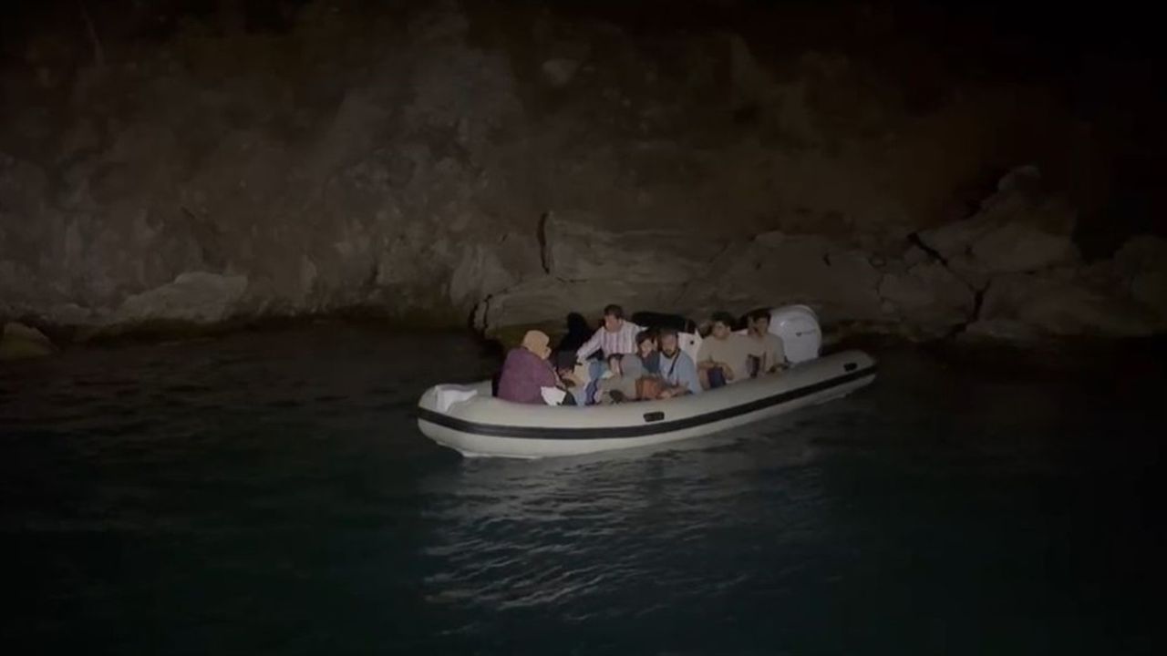 Marmaris'te 45 Düzensiz Göçmen Yakalandı, 2 Şüpheli Gözaltında