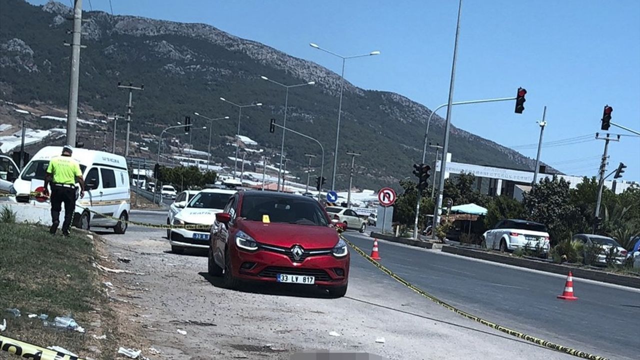 Mersin Anamur'da Tartışma Kanlı Bitti: Av Tüfeğiyle Kadın Öldü, Zanlı İntihar Girişiminde Bulundu