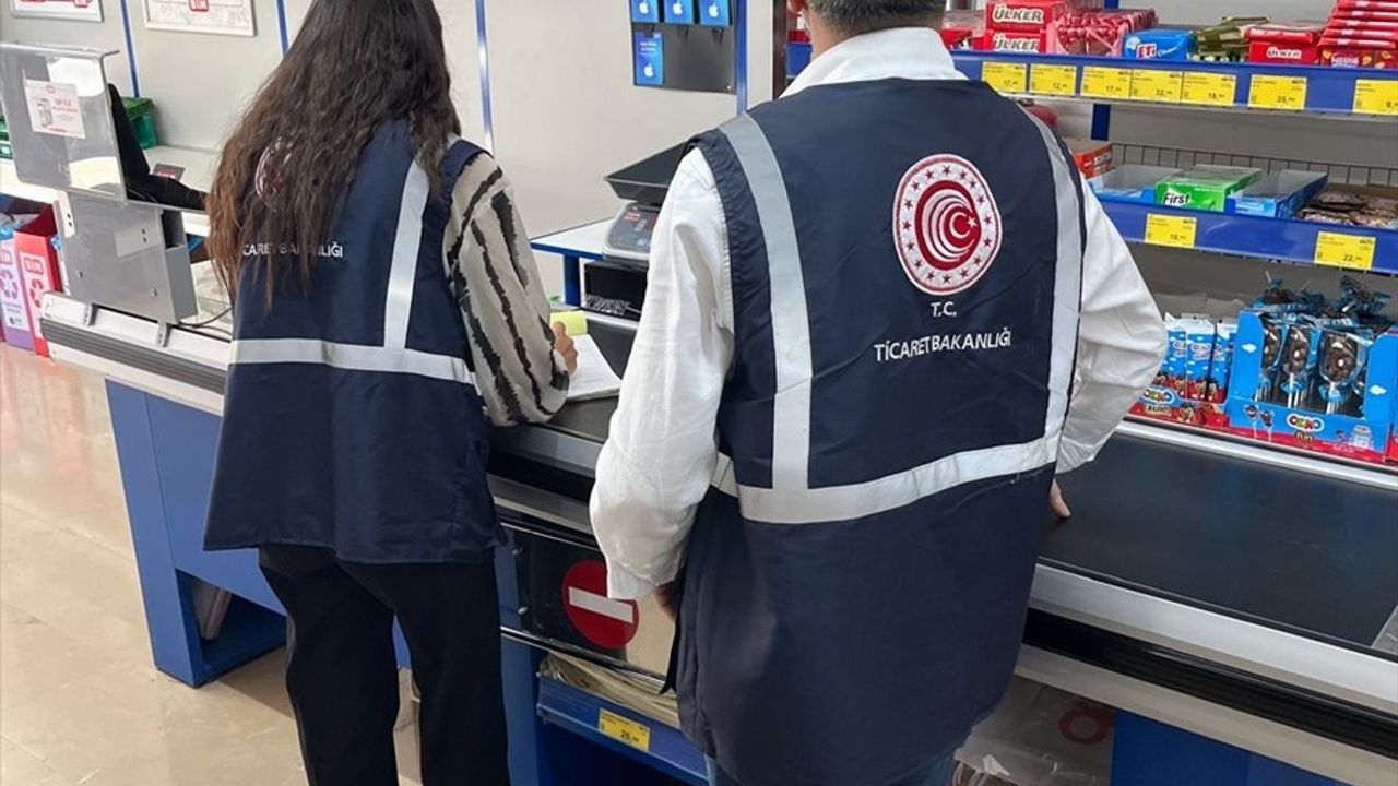Mersin'de İl Ticaret Müdürlüğü Fiyat, Etiket ve Menü Denetimi