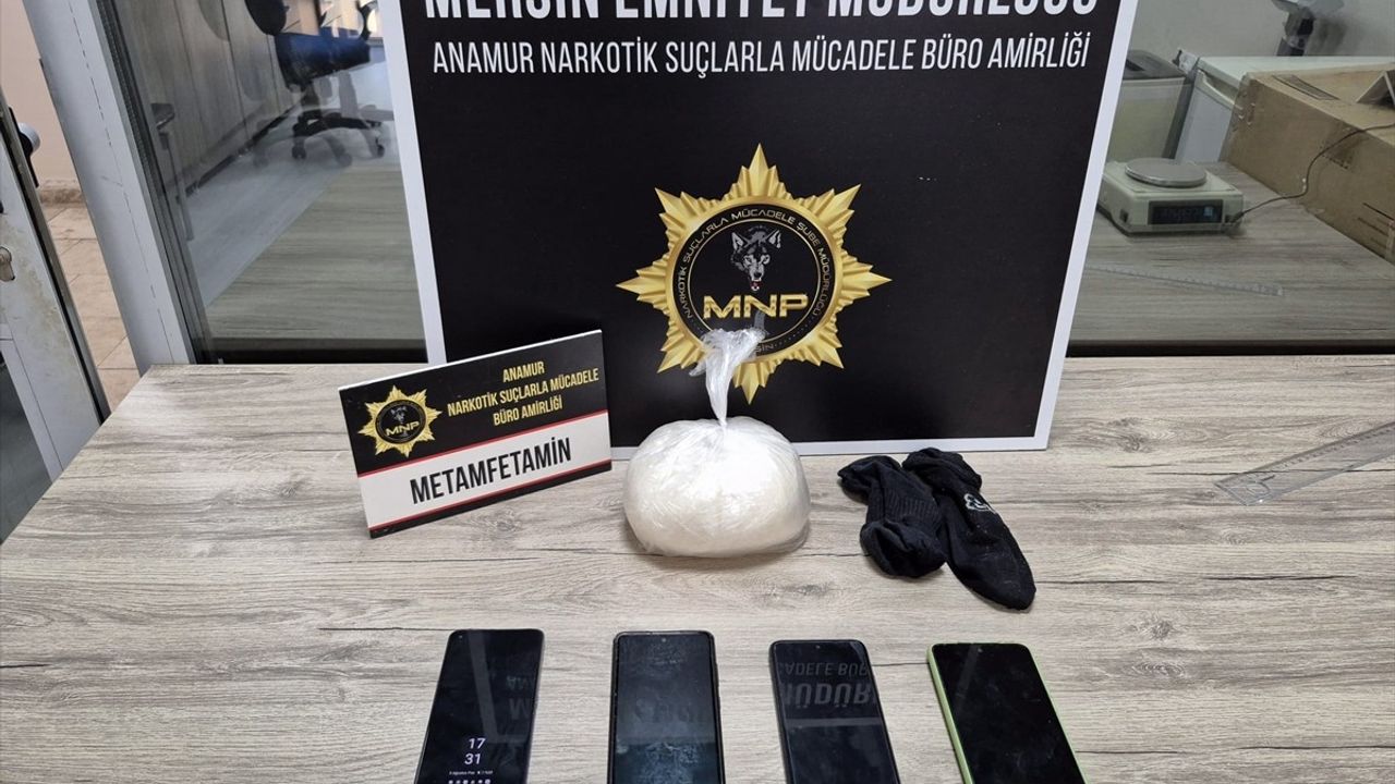 Mersin'de Uyuşturucu Operasyonu: 3 Zanlı Tutuklandı