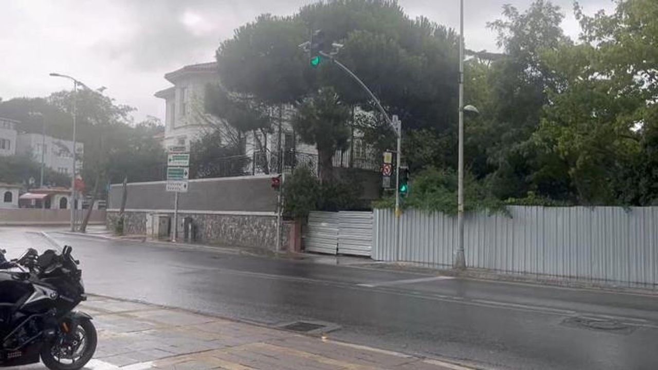 Meteoroloji'den Kısa Süreli Serinleme Uyarısı: Sağanak Yağışlar Geliyor